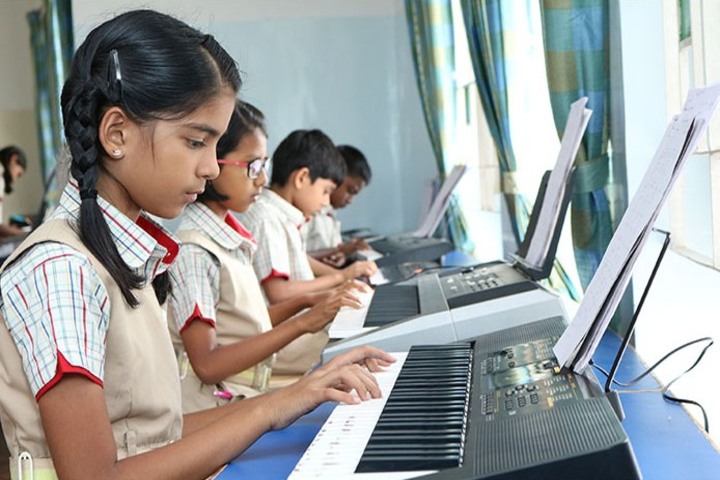 Gedee Public School-Computer Lab