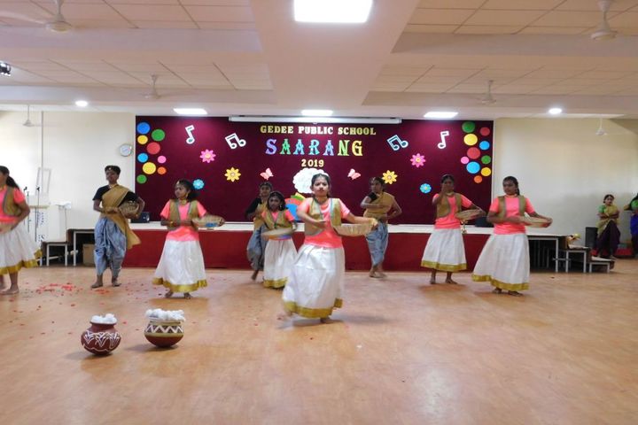 Gedee Public School-Dance