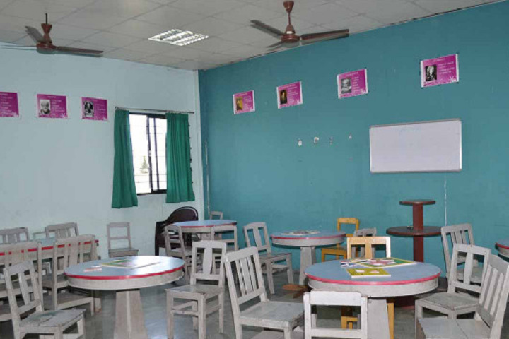 Guru Shree Shantivijai Jain Vidyalaya-Activity Room