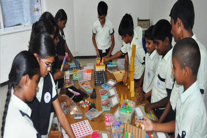 Ideal Mount Litera Zee School-Maths Lab