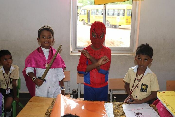 Kenbridge School-Fancy Dress