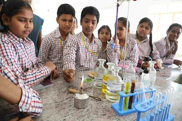 Kingstone International School-Chemistry Lab