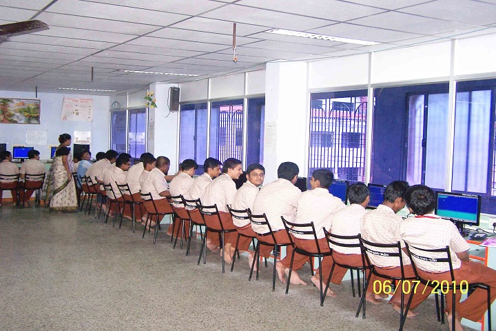 Maharishi Vidya Mandir-Computer LAb