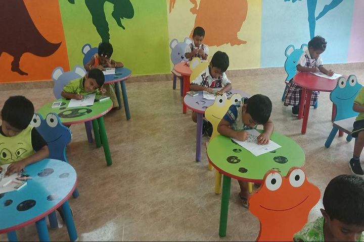 Nava Bharath International School-Drawing Activity