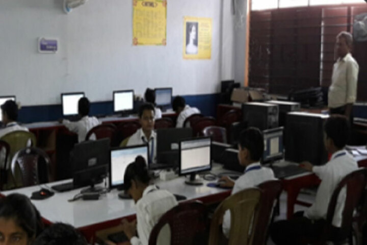 Patna Doon Public School-Computer Lab