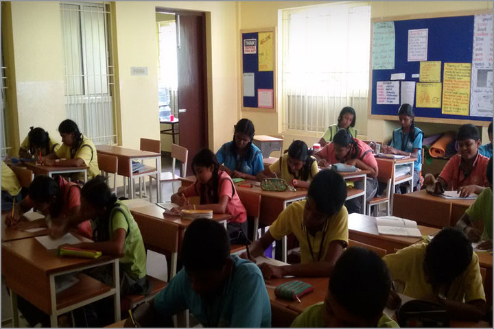 Pushpalata Vidya Mandir-Classrooms