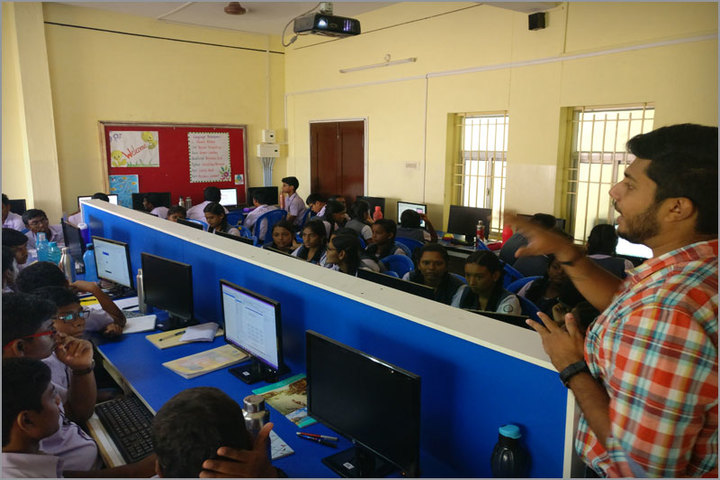 Pushpalata Vidya Mandir-Computer Lab