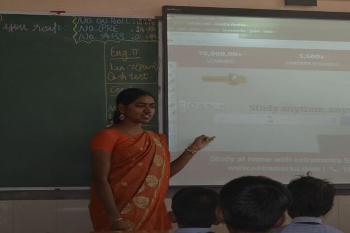 Radiant International School-Smart Classrooms
