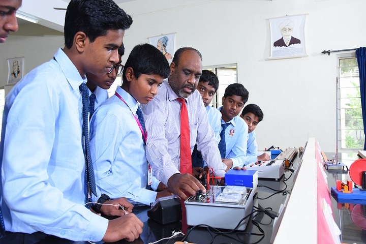 Sagar International School-Physics-Laboratory