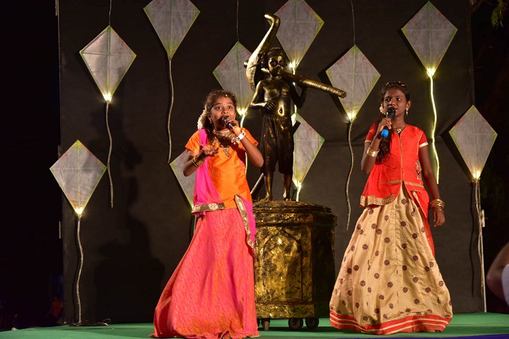 SAV Balakrishna School-Singing