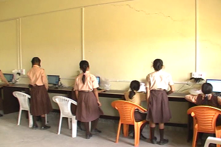 Pragya Niketan Public School-Computer Lab