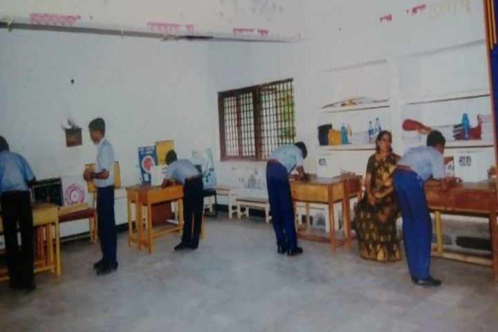 BVB Kamala Rani Sanghi Pub School-Lab