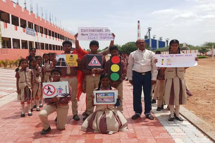 Shri Jayendra Vidhyalaya - trafic Awareness