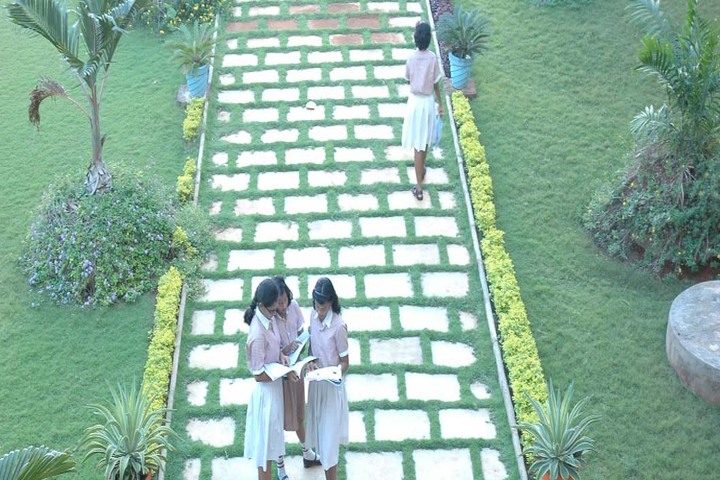 Shrishti Vidyashram - Campus