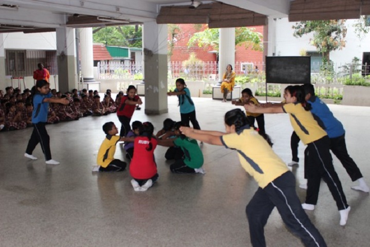 Sir Mutha School - yoga 1