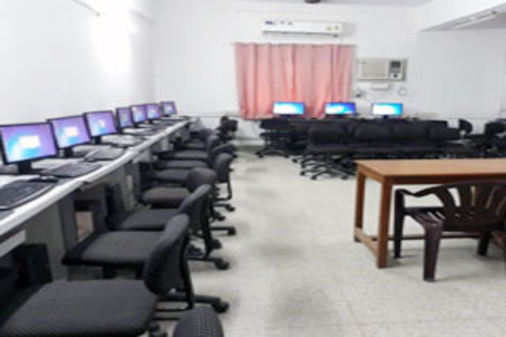 Sir Mutha School - computer lab