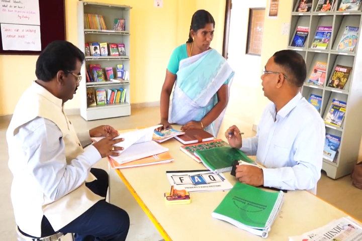 Sri Raja Vidya Vikaas School-library