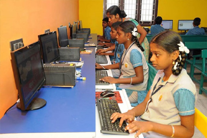 Sri Ramana Public School-computer lab