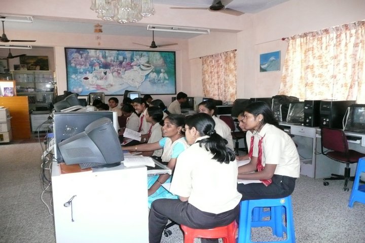 Sushil Hari International Residential School-Computer Lab