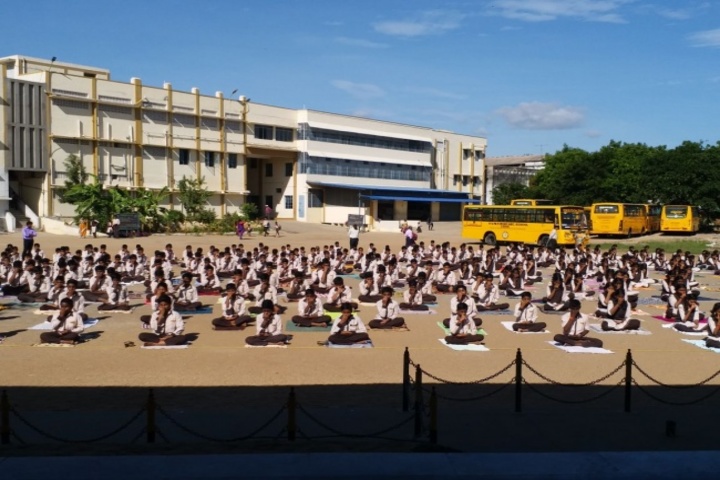V V N K M English Medium School-Yoga Day