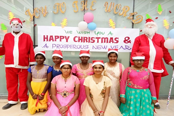 Velalar Vidyalayaa Senior Secondary School-X-Mas Celebration