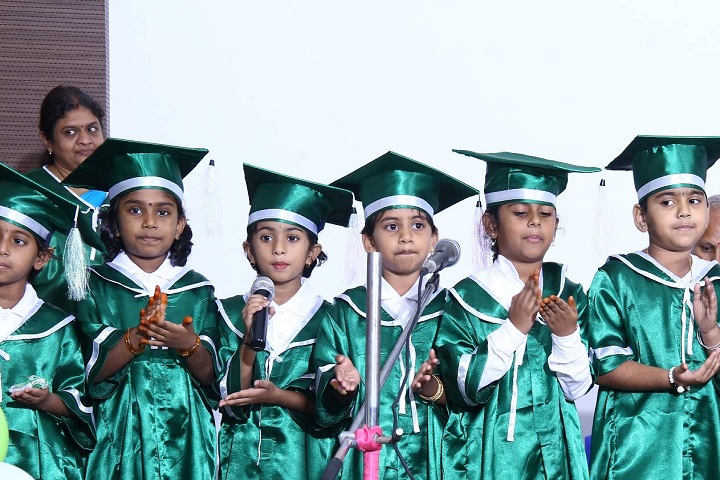 Velalar Vidyalayaa Senior Secondary Schooll-KG Graduation Day