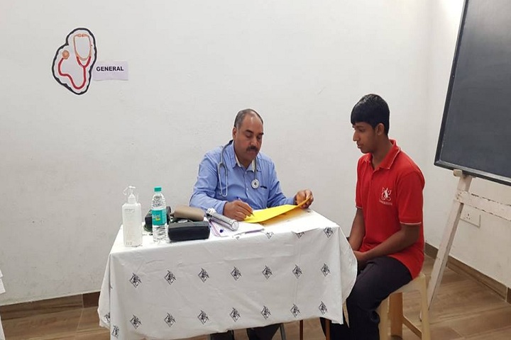 Vidyaniketan Public School-Health Checkup
