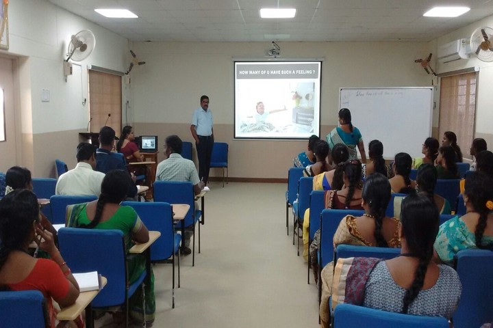 Vidya Mandir School-Well Furnished training hall