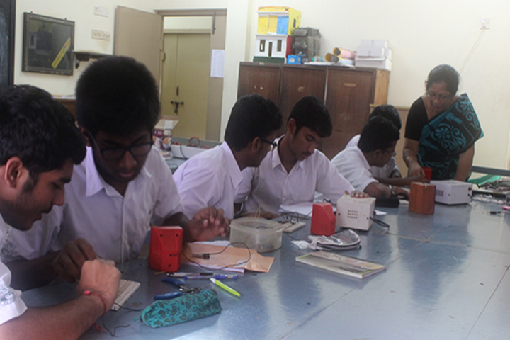 Vidya Mandir School-Electronics Lab