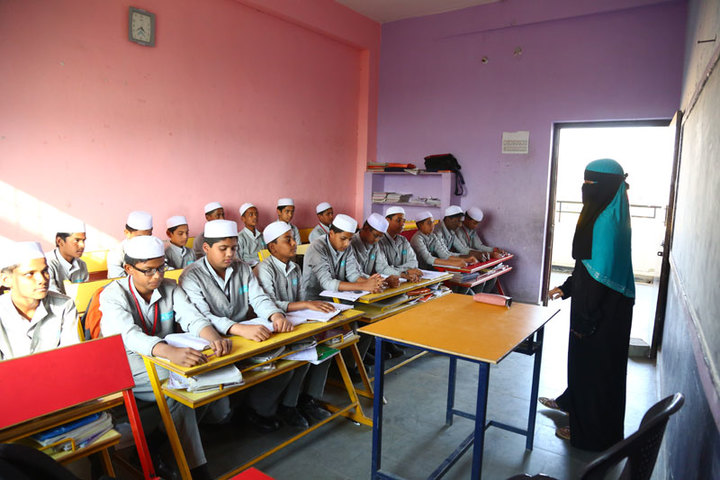 Almas High School-Classroom