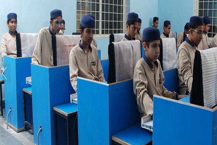 Azaan International School-Computer Lab