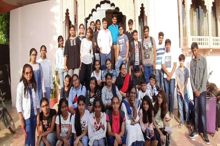 Delhi School Of Excellence-Educational Tour