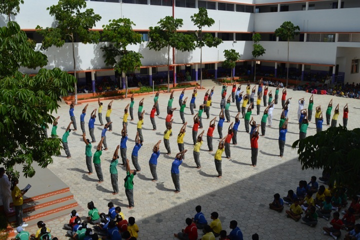 Fortune Butterfly School-Yoga Day