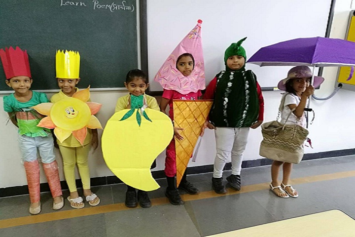 Phoenix Greens School Of Learning-Fancy Dress