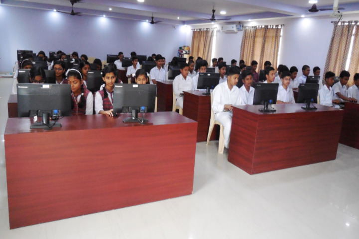 S R Dav Public School-Computer Lab