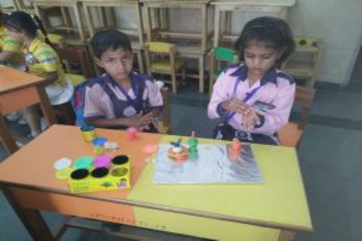 A K Children Academy-Class Art