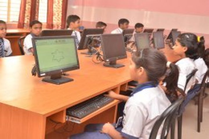 A K Children Academy-Computer Lab