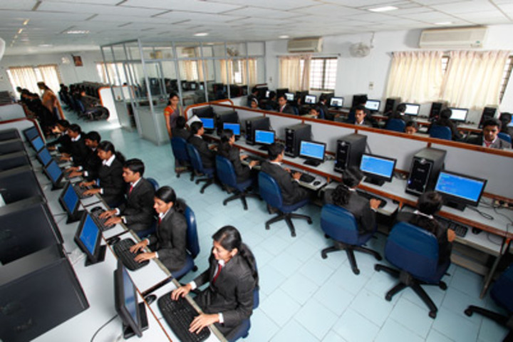 Abhay Pratap Singh International School-IT-Lab