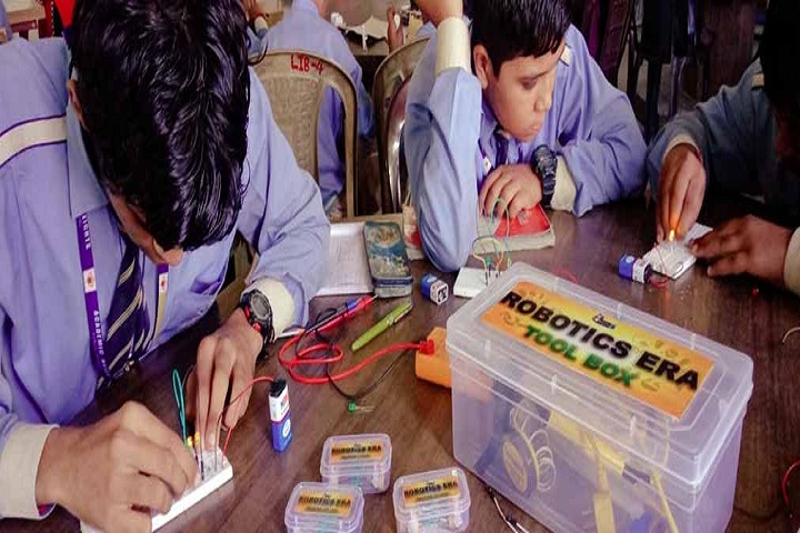 Academic Heights Public School-Robotics Lab
