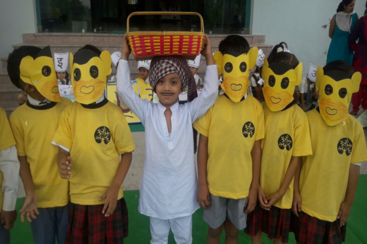Acme Global School-Class Activity