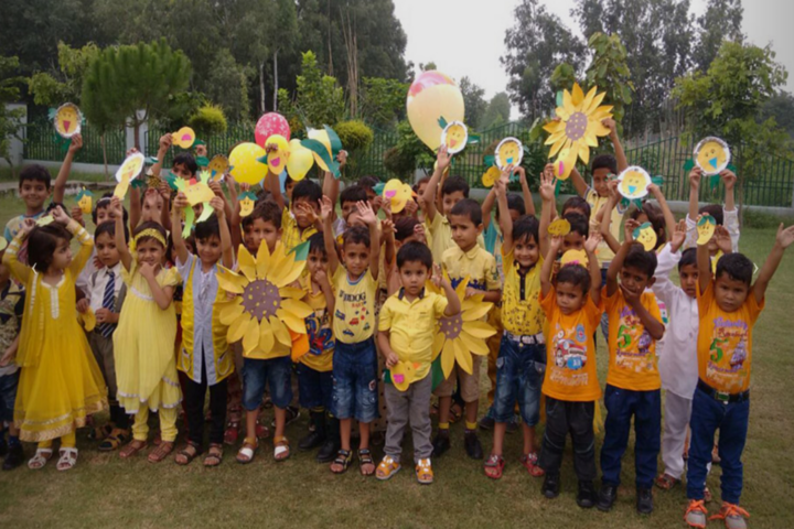Acme Global School-Yellow Day