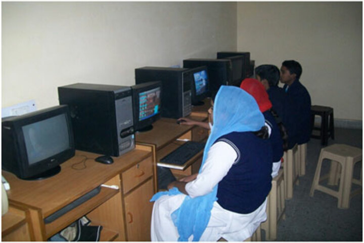 Al-Hira Public School-Computer Lab