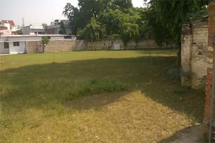Aliganj Montessori School - PlayGround
