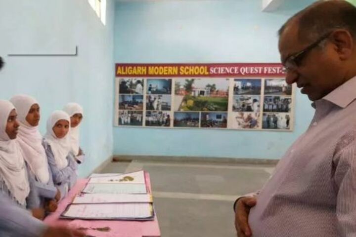 Aligarh Modern School- Science Exhibhition