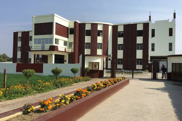 Alingua Public School - School Outlook