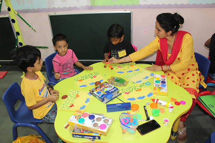 Allen House Public School - Drawing Activity