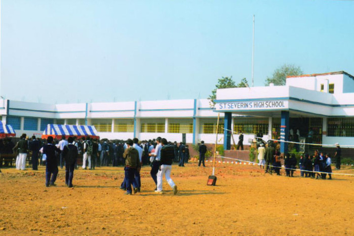 S T SeverinS High School-School Ground