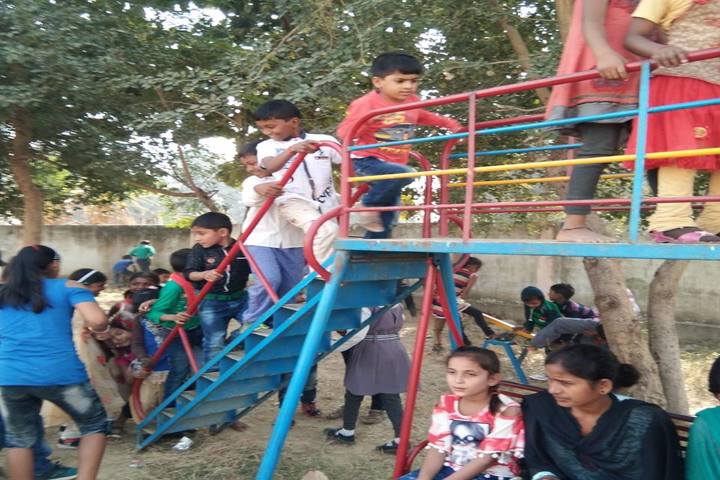 Aloft Dale School-Playarea