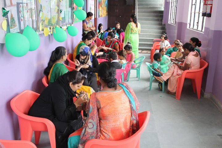 ALPINE PUBLIC SCHOOL-Mehendi Competition