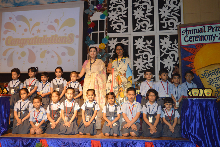Amity International School - Annual Day Prize Diistribution